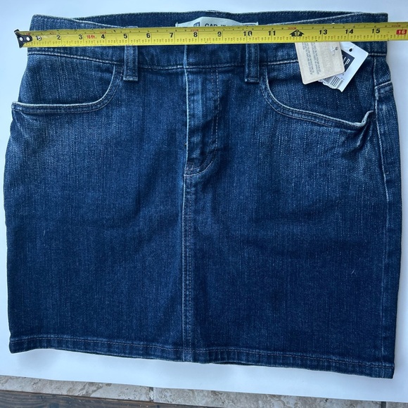 GAP Dresses & Skirts - GAP Classic Denim Skirt NWT size 6
